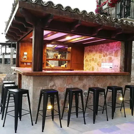 Hanna Koumi Boutique 5* Kormakiti