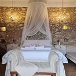 Hanna Koumi Boutique Hotel
