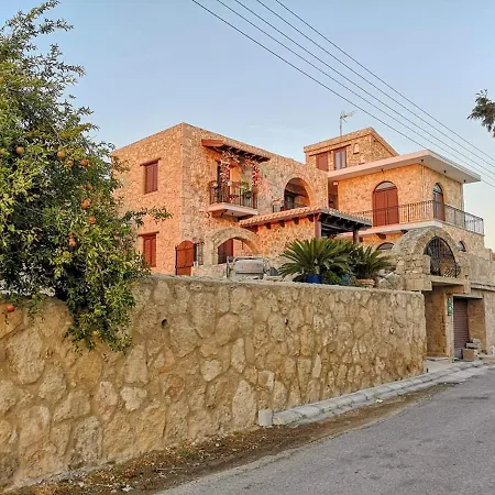 Hanna Koumi Boutique Hotel Kormakiti