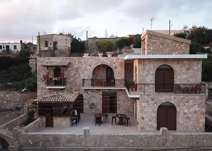 Hotel Hanna Koumi Boutique 5*