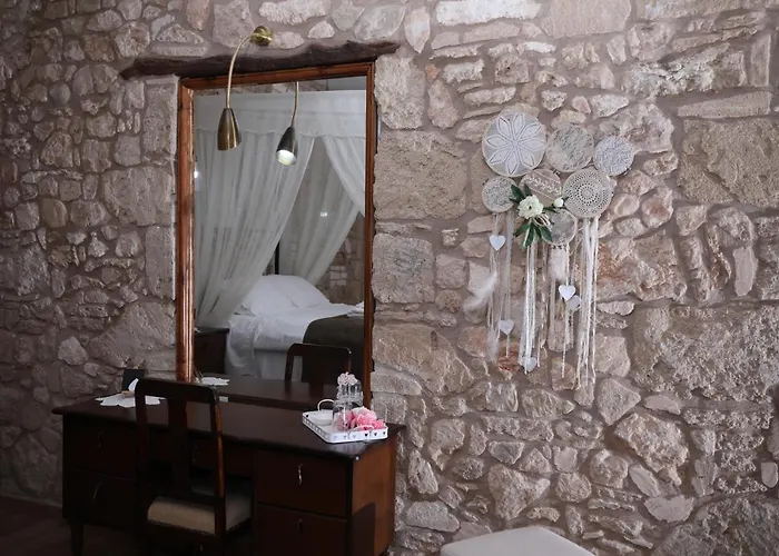 Hanna Koumi Boutique Hotel